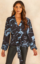 Knot style top in abstract print - Blue