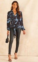 Knot style top in abstract print - Blue