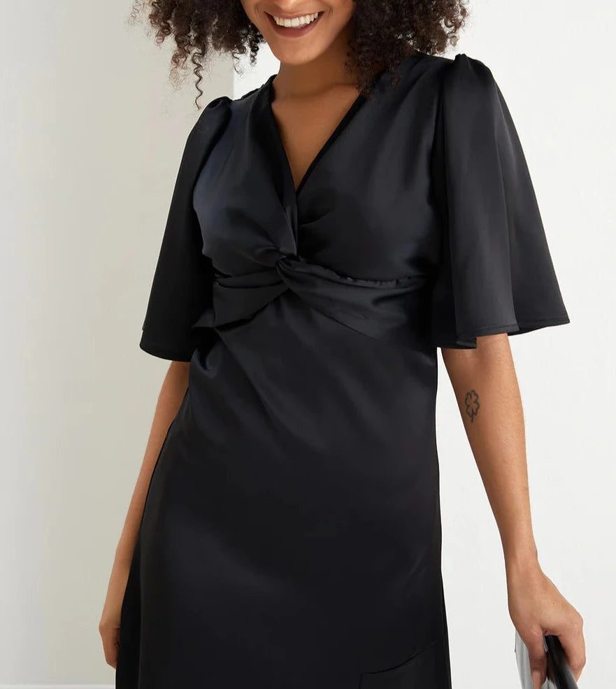 Twist Satin Midi Dress in Black - Flowy sleeves